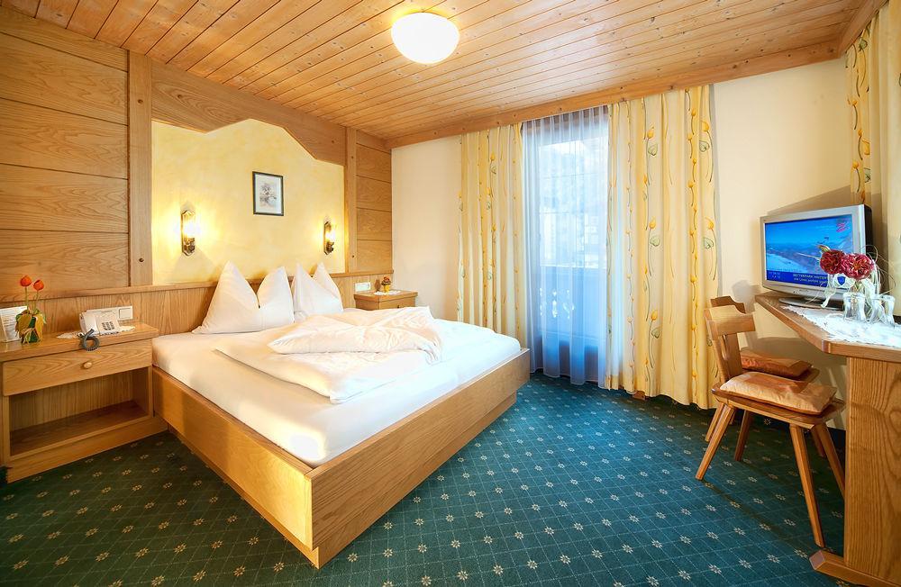 Hotel Koessler Tux Esterno foto